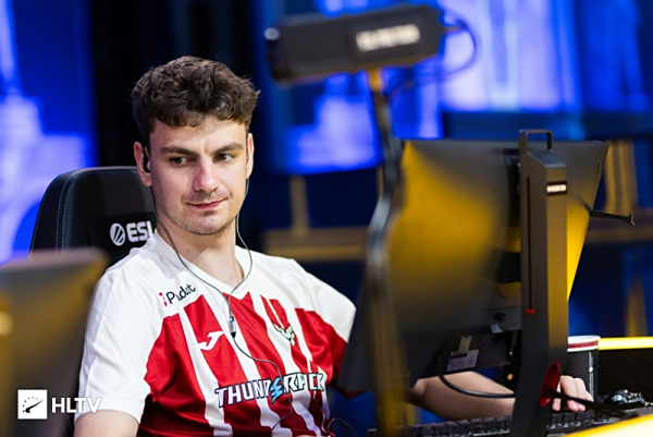 案例分析层 案例分析层