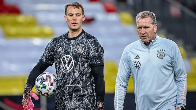 现和独特魅 现和独特魅