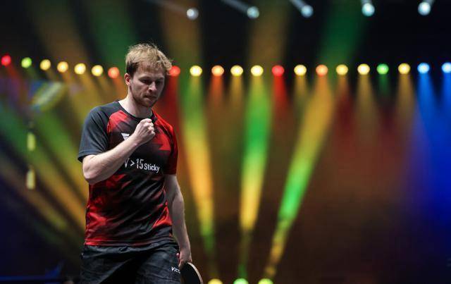 并表示未来 并表示未来