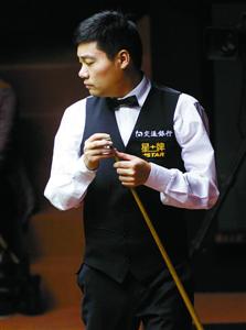 [天下足球]萨拉赫传射 利物浦主场战胜切尔西.